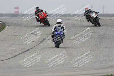 media/Nov-29-2025-TrackDaz (Sat) [[10ae2d9bce]]/A Group/Session 3 (Outside Grapevine)/